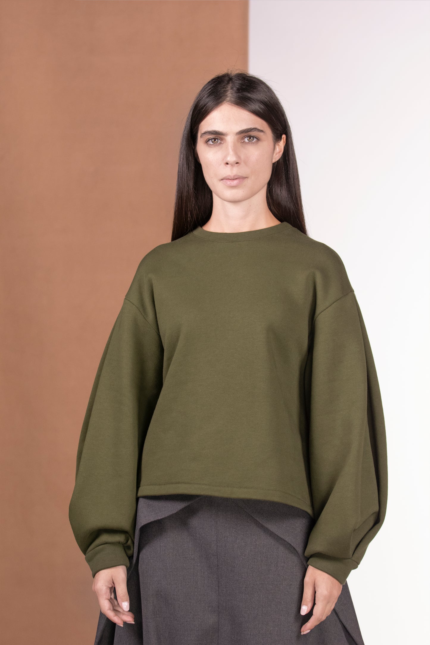 MAGLIA FELCE VERDE OLIVA IN CALDA FELPA VEGAN