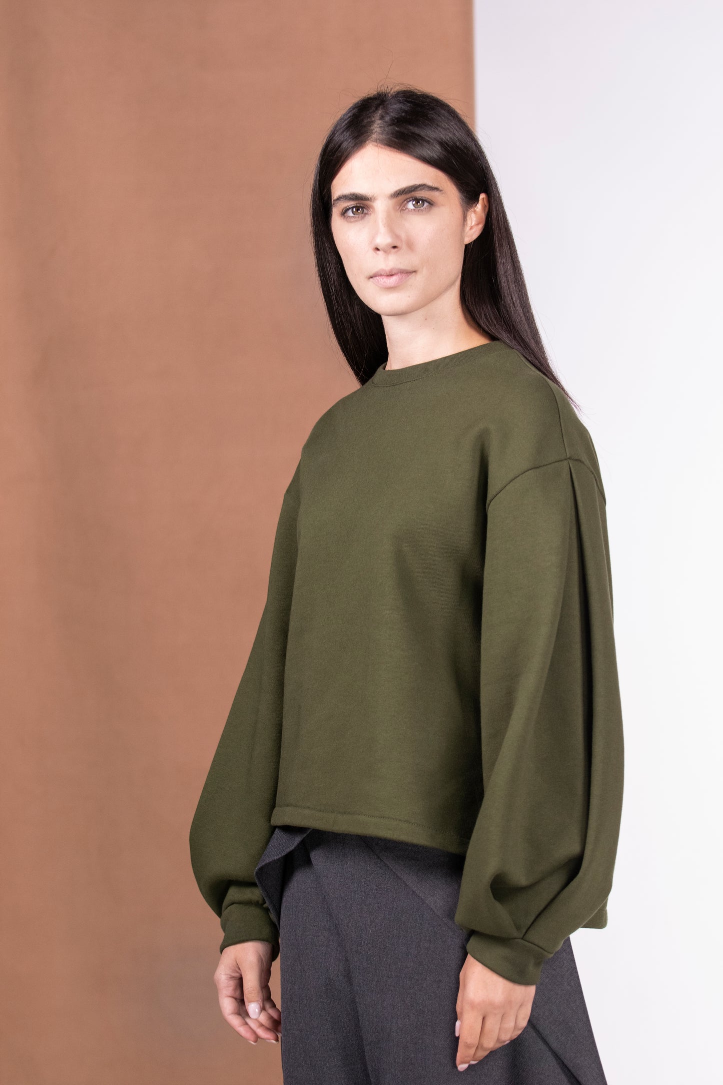 MAGLIA FELCE VERDE OLIVA IN CALDA FELPA VEGAN