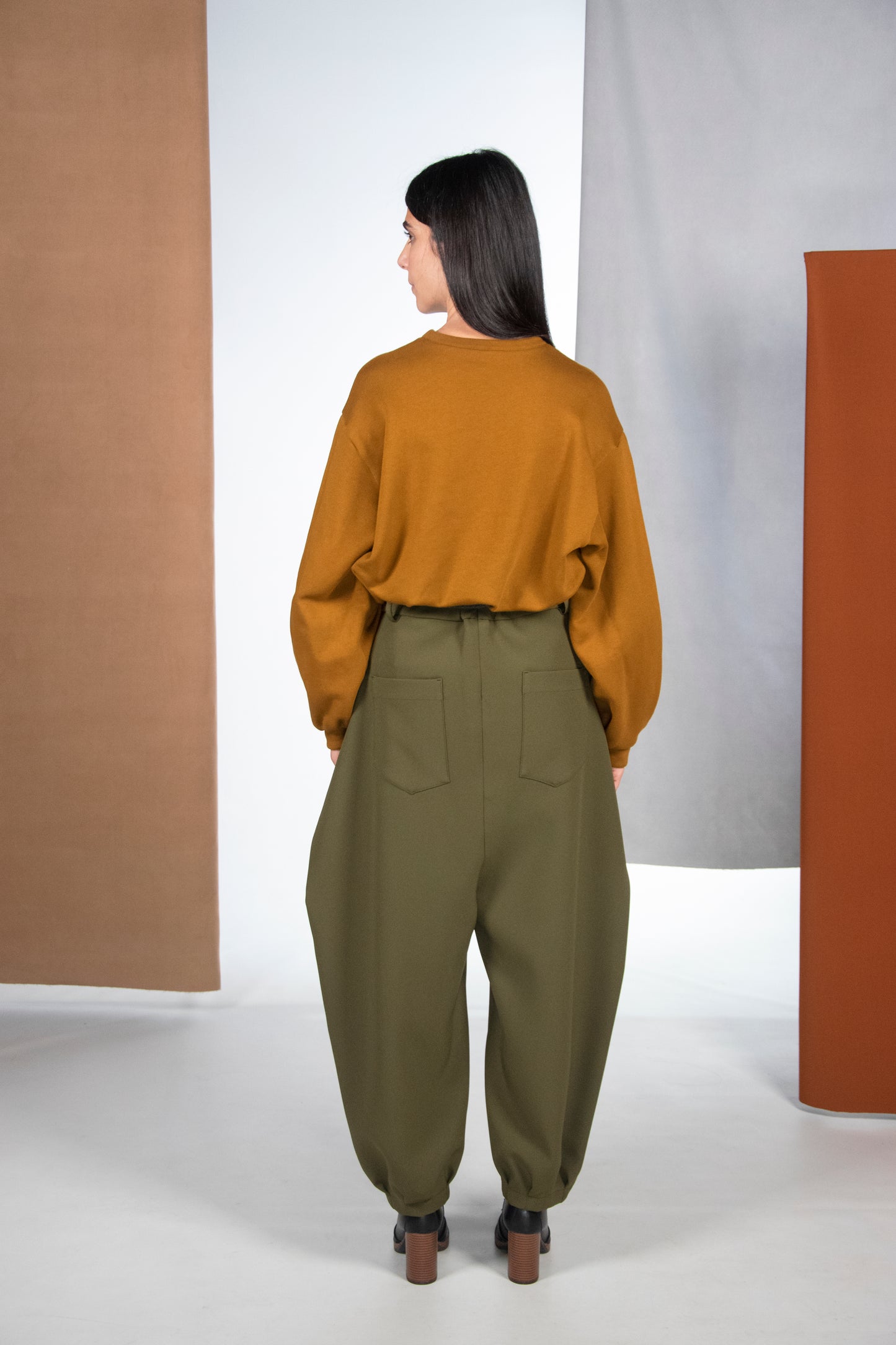 MAGLIA FELCE SENAPE IN CALDA FELPA VEGAN