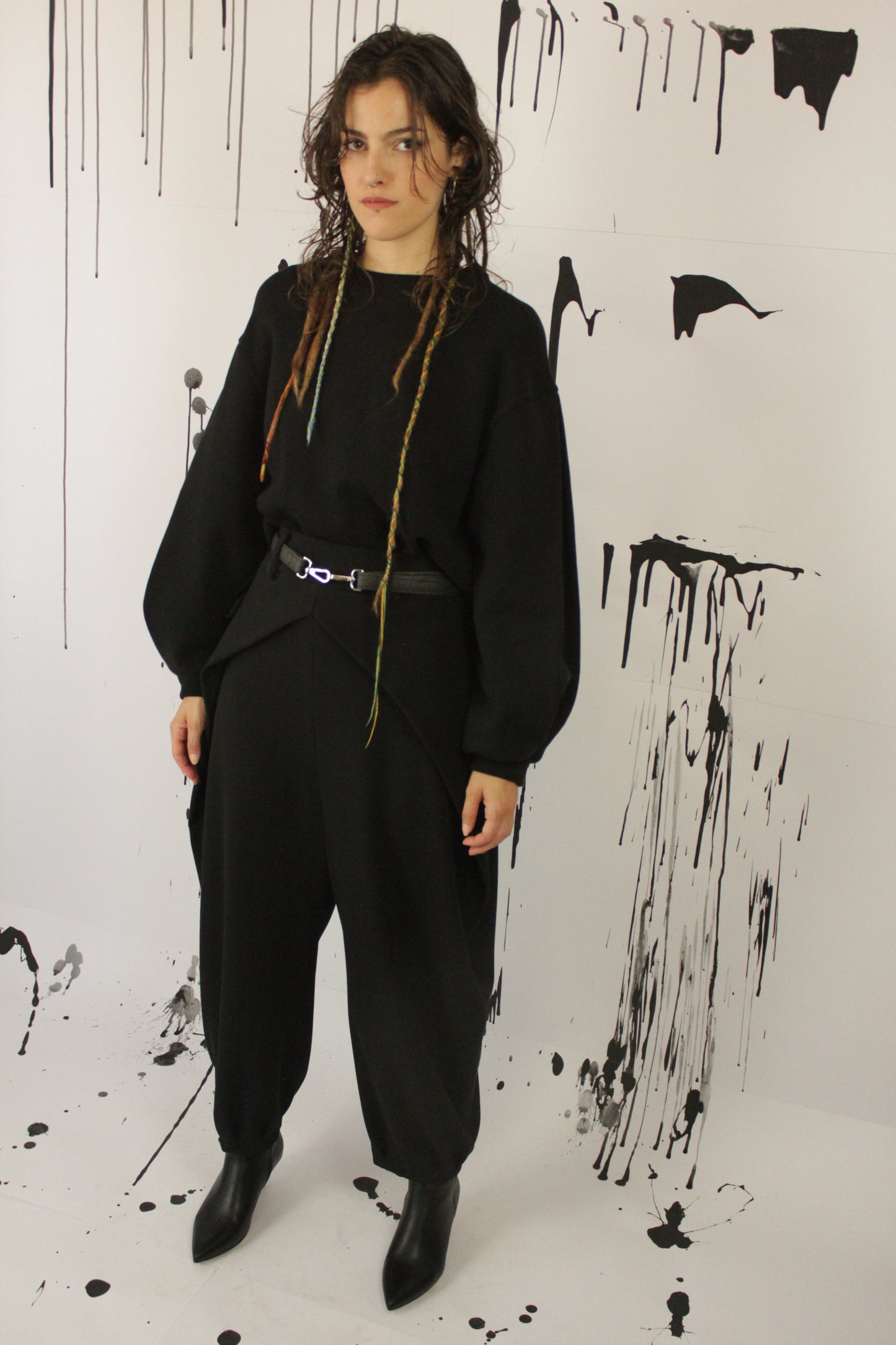 MAGLIA FELCE NERA IN CALDA FELPA VEGAN